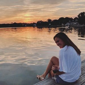 Meet your Posher, Lili